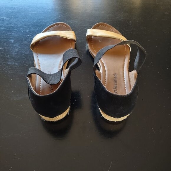 Gold Lame Slide On Sandals - Picture 3 of 4